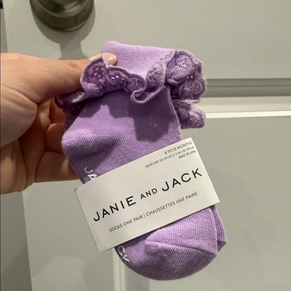 Janie and Jack Ruffled Pink and Lavender Socks 6-12 months NWT - Picture 4 of 5